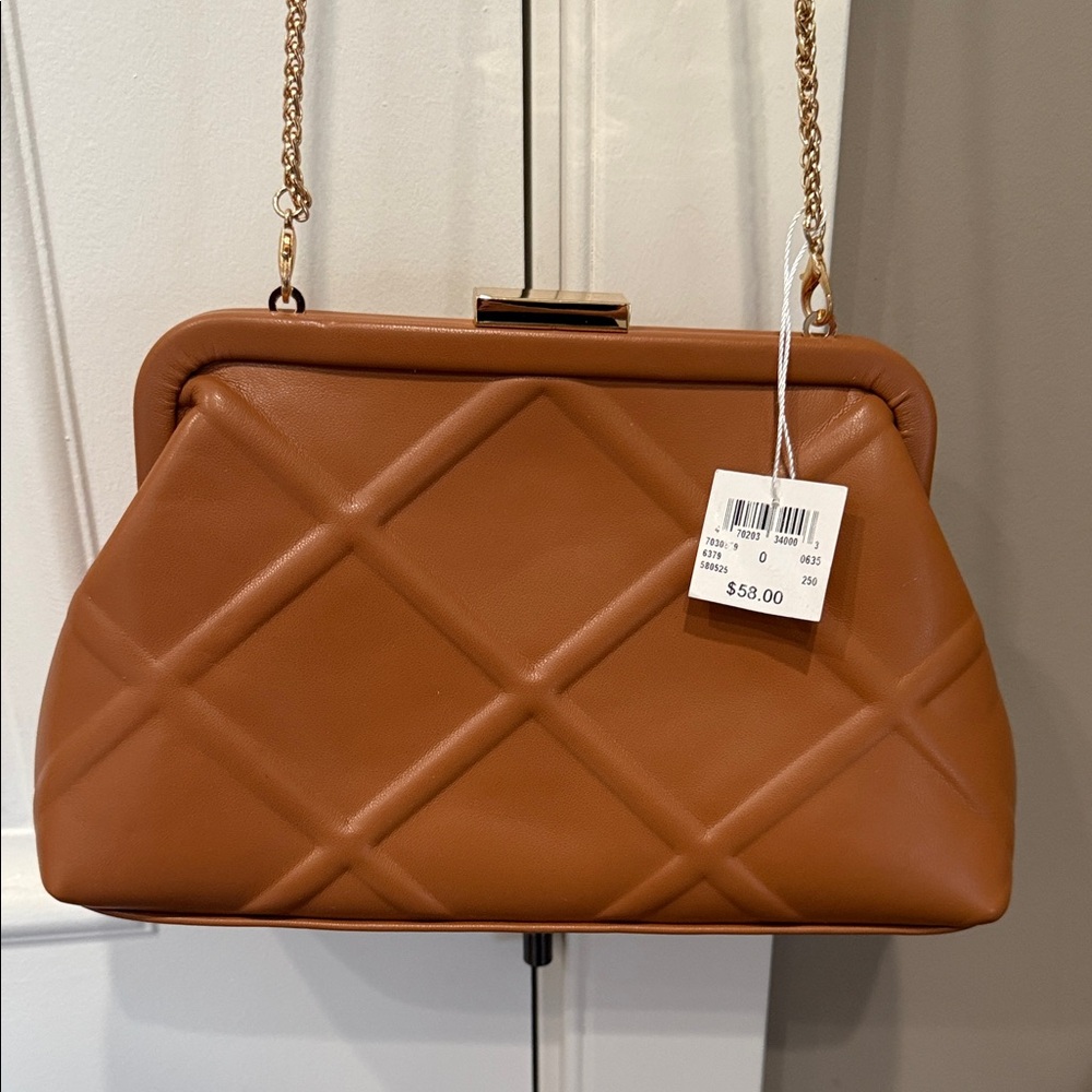 Chic Camel bag